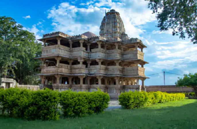 राजस्थान के डूँगरपुर में स्थित देव सोमनाथ मंदिर
