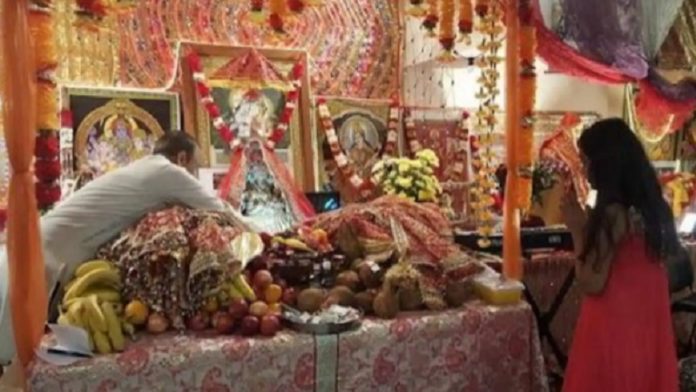 काबुल के रतन नाथ मंदिर के पुजारी पंडित राजेश कुमार ने मंदिर छोड़ने से किया मना