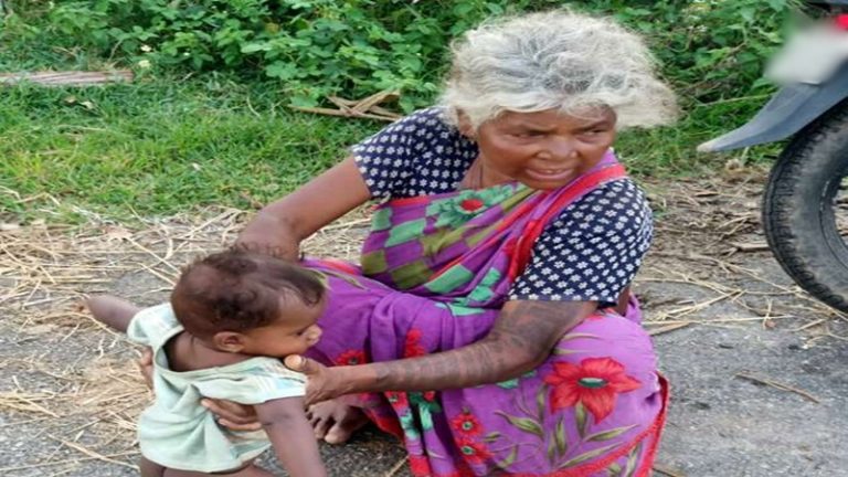 ‘हिंदू जन्मी हूँ हिंदू ही मरूँगी… ईसाई नहीं बनूँगी’: परिजनों ने बदल लिया धर्म, पर 75 साल की आदिवासी महिला की नहीं डिगी आस्था
