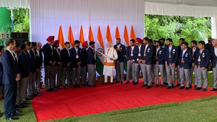 पीएम नरेंद्र मोदी को मिले गिफ्ट की नीलामी के लिए हो रहा ई ऑक्शन