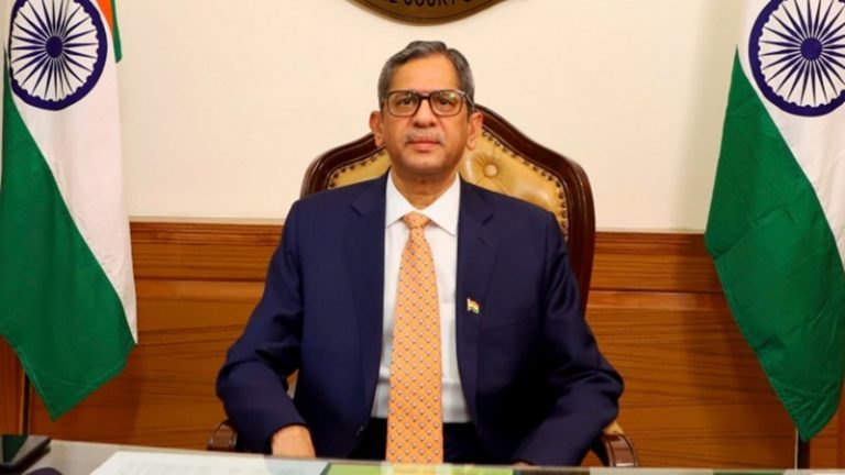 कम्युनिस्ट मेनिफेस्टो का हवाला दे CJI रमना ने की महिलाओं की 50% आरक्षण की वकालत, कहा- ‘दुनिया के मजदूरों, एक हो जाओ’