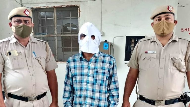 मदरसे के नाम पर चंदा लेने घर-घर घूमता मोहम्मद अखलाक, रेकी के बाद चोरी करता: दिल्ली पुलिस ने बिजनौर से दबोचा