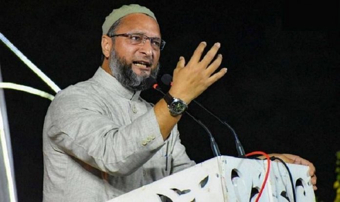 असदुद्दीन ओवैसी के खिलाफ केस दर्ज