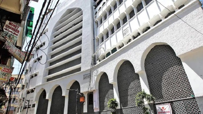 ‘निजामुद्दीन मरकज में जारी रहेगी तालाबंदी, ये जाँच का हिस्सा’: दिल्ली HC से बोली मोदी सरकार, वक्फ बोर्ड ने डाली थी याचिका