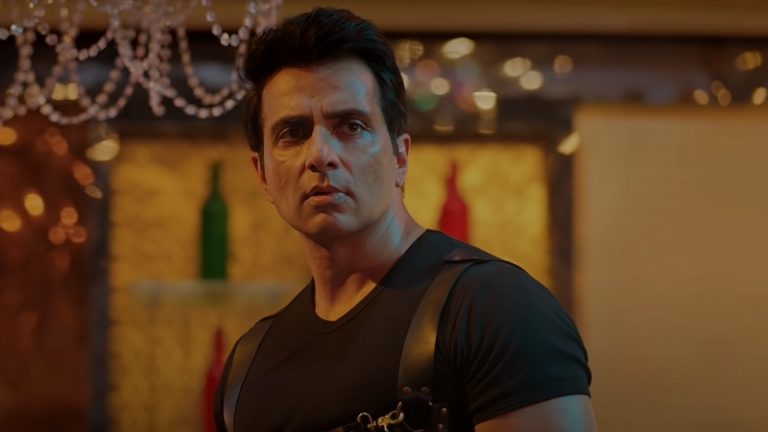 ‘सोनू सूद ₹20 करोड़ की टैक्स चोरी में शामिल’: 28 ठिकानों पर छापा के बाद IT विभाग ने बताया, लखनऊ का इंडस्ट्री ग्रुप भी घेरे में