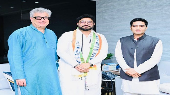 TMC में शामिल हुए बाबुल सुप्रियो