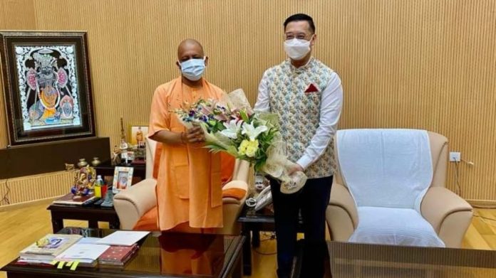 योगी आदित्यनाथ सिंगापुर उच्चायुक्त