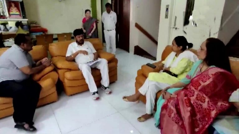 ‘दलित हैं समीर वानखड़े, उन्हें कुछ नहीं होने दूँगा’: केंद्रीय मंत्री ने नवाब मलिक को घेरा, दामाद ड्रग्स केस में गया था जेल