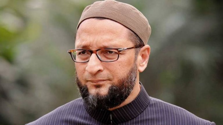‘अतीक होता तो बुलडोजर चलवा देते’: लखीमपुर खीरी की घटना को ओवैसी ने दिया हिंदू-मुस्लिम का रंग, कहा – ‘…अब्बाजान को हटाओ’
