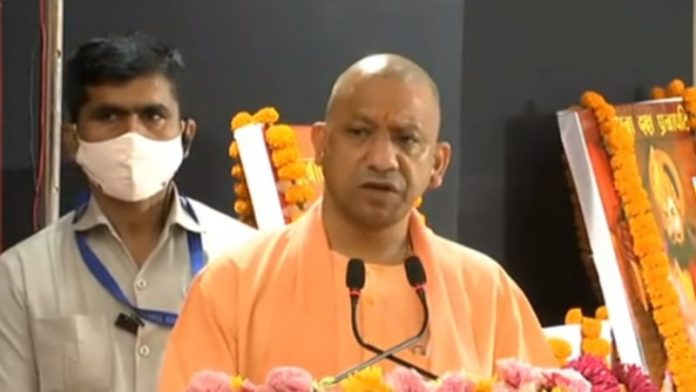 मुख्यमंत्री योगी आदित्यनाथ ने पिछड़ा वर्ग के सम्मेलन को किया संबोधित