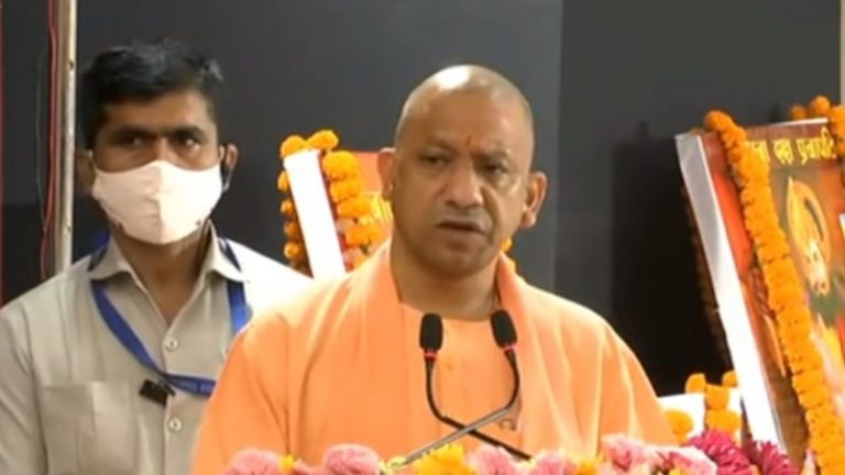 ‘हम देश को जाति-क्षेत्र और मजहब के आधार पर बँटने नहीं देंगे, दंगा किया…तो सात पुश्तें भरेंगी’: योगी आदित्यनाथ