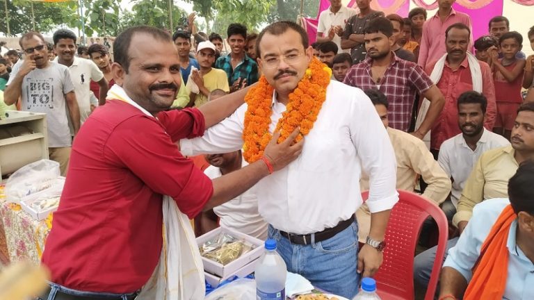 12 घंटे की लंबी पूछताछ के बाद गिरफ्तार किए गए आशीष मिश्रा:  सबूत के रूप में पुलिस को सौंपी पेन ड्राइव, पूछे गए 40 सवाल