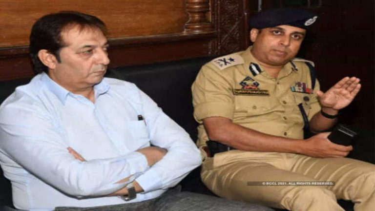 देशभर में 40 जगहों पर CBI की रेड, जम्मू-कश्मीर के उप-राज्यपाल के पूर्व सलाहकार बसीर खान के घर पर भी दबिश