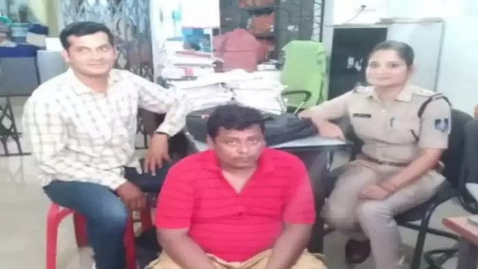 मुनीरुल, बांग्लादेशी लड़कियों, जिस्मफरोशी