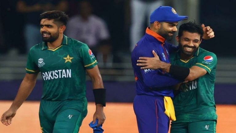 ICC टी-20 रैंकिंग में तीसरे नंबर पर खिसका भारत.. पाकिस्तान ने हासिल किया दूसरा स्थान.. इंग्लैंड अभी भी शीर्ष पर