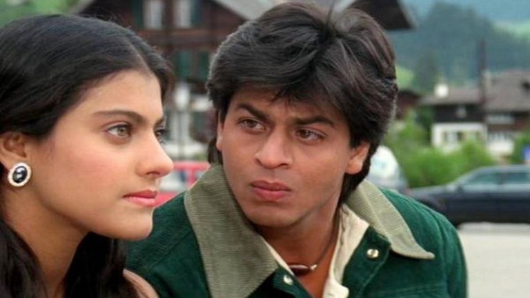 काजोल ने DDLJ के 26 साल पूरे होने पर मनाया जश्न: भड़के SRK के फैंस, कहा- ‘शाहरुख खान की ​सो कॉल्ड फ्रेंड कुछ तो शर्म करो’