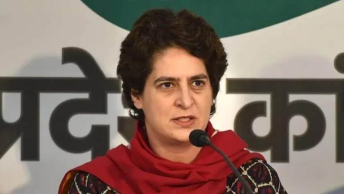 कॉन्ग्रेस नेता प्रियंका गाँधी के निजी सचिव समेत अन्य के खिलाफ केस दर्ज