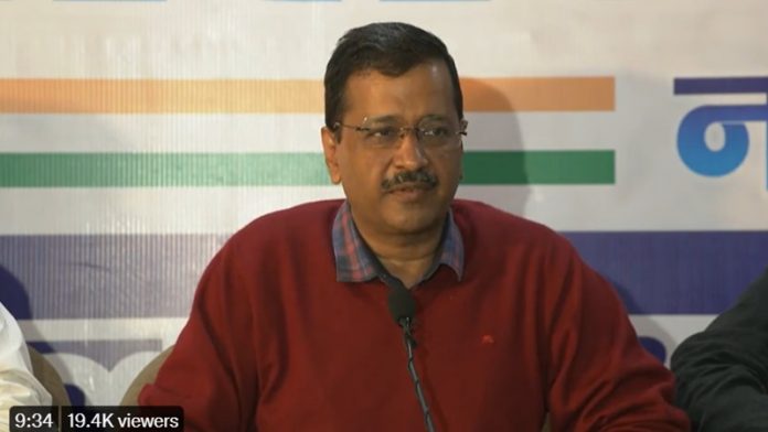 अरविंद केजरीवाल ने उत्तराखंड के ऑटोवालों से माँगी मदद