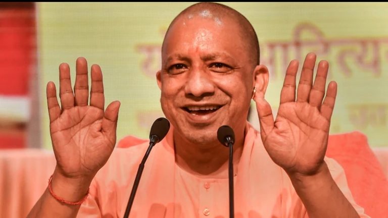 ‘जब मैं CM बना तो कहा गया काँवड यात्रा रोक दी जाए, कानून-व्यवस्था खराब हो जाएगी’: सीएम योगी ने कहा- यात्रा में 4 करोड़ लोग निकलते हैं, लेकिन पत्ता नहीं हिलता