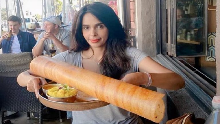 ‘इतनी हॉट हो… कमर पर रोटी सेंक दूँ’: मल्लिका शेरावत से प्रोड्यूसर ने कही थी ये बात