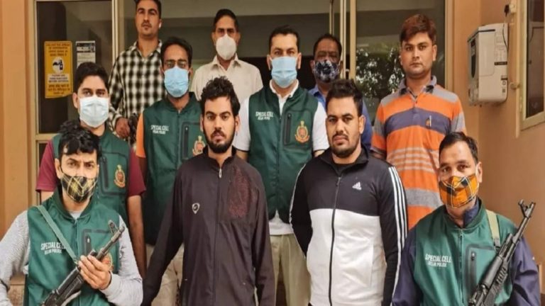 रेसलर निशा हत्याकांड: मुख्य आरोपित कोच पवन और साथी सचिन को दिल्ली पुलिस की स्पेशल सेल ने द्वारका से किया गिरफ्तार