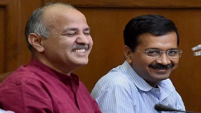 केजरीवाल, सिसोदिया सहित 11 AAP नेताओं को नोटिस, दिल्ली के मुख्य सचिव रहे अंशु प्रकाश से मारपीट का मामला