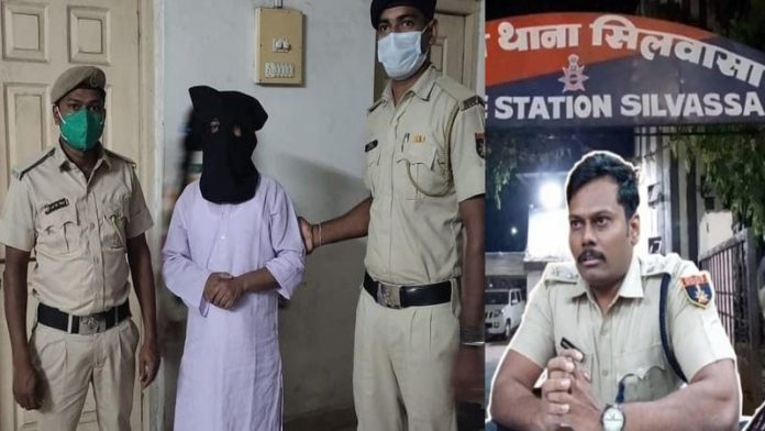 मदरसा मौलवी रेप