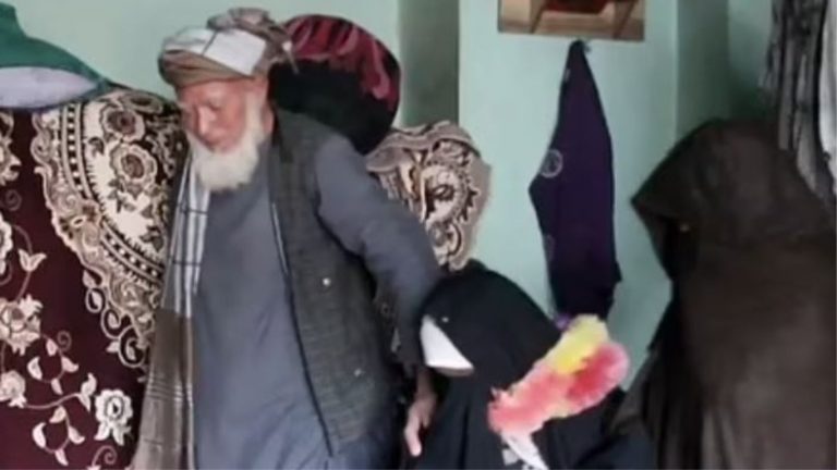 अब ये बेगम है तुम्हारी…इसे मारना मत: अब्दुल ने 55 साल के बुजुर्ग को बेची 9 साल की बेटी, जवाब मिला- पैसे दिए हैं जो मन होगा वो करूँगा