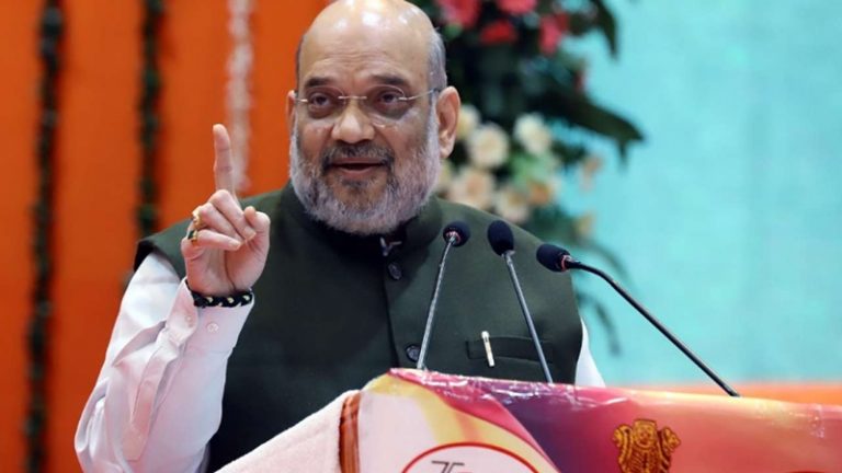 ‘यूपी में अब बाहुबली नहीं… बजरंगबली दिखते हैं’: अमित शाह ने बताया सपा के NIZAM और LAB का अर्थ, गिनाई योगी सरकार की उपलब्धियाँ