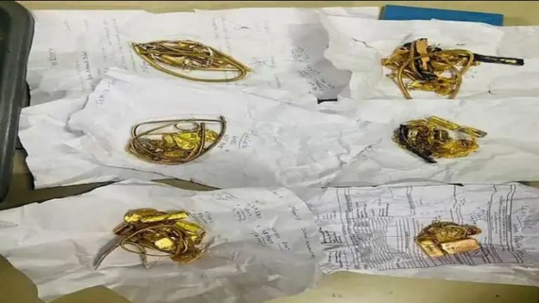कॉफी, इनरवियर, फुटवियर… मुंबई एयरपोर्ट पर उतरीं केन्या की 18 महिला, जाँच हुई तो हर जगह से निकला सोना