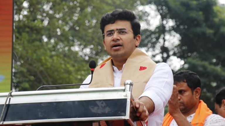 ‘मुस्लिमों-ईसाईयों की हो घर वापसी, मंदिर-मठ लें जिम्मेदारी’: बोले तेजस्वी सूर्या – हिन्दू धर्म को मिटाने की कोशिश करने वालों को पहचानें