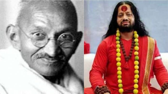 कालीचरण महाराज, गाँधी