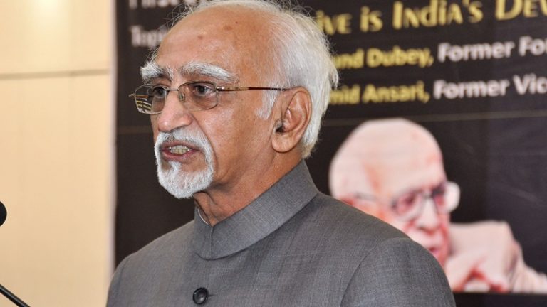 इसरो वैज्ञानिक के खिलाफ साजिश, गल्फ में रॉ पर चोट… हामिद अंसारी पर लग चुके हैं कई गंभीर आरोप: पूर्व उपराष्ट्रपति की राष्ट्रवाद से खुन्नस पुरानी