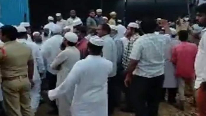 कुर्नूल, अवैध मस्जिद, मुस्लिम भीड़, भाजपा