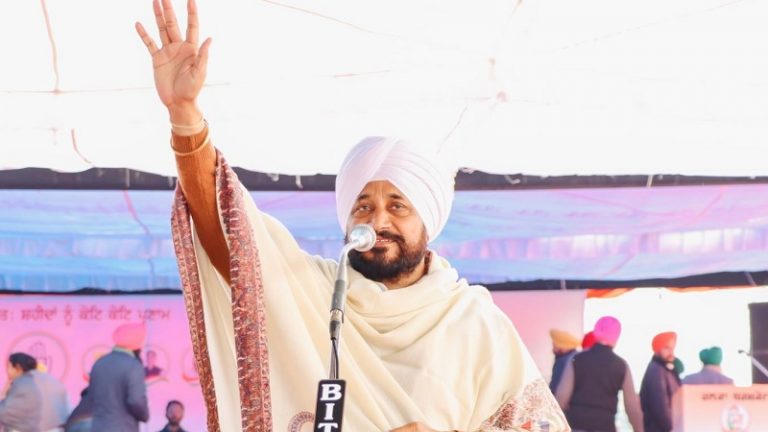 ‘अभिमानी मोदी को सबक सिखाया’: संगठन ने ली जिम्मेदारी, बार-बार बयान बदल रहे CM चन्नी, उपद्रवियों के साथ चाय पी रही थी पंजाब पुलिस