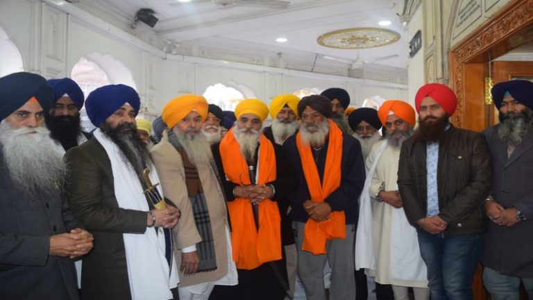 पंजाब में इंदिरा गाँधी के हत्यारों की याद में श्रद्धांजलि सभा, SGPC ने ‘शहीद’ बता उनके परिजनों का किया सम्मान