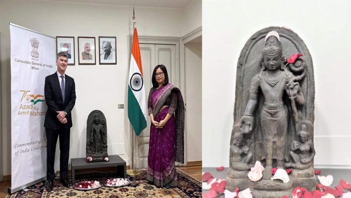 इटली में मिली अवलोकितेश्वर पद्मपाणि की मूर्ति