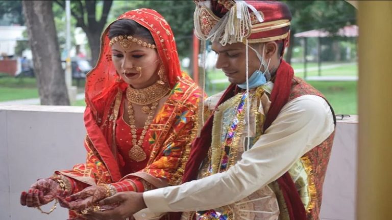 ‘गैर मुस्लिम से शादी की सजा मौत है, यही तुझे मिलेगी’: मलाला को मिल रही धमकी, चंडीगढ़ के लड़के से की है शादी