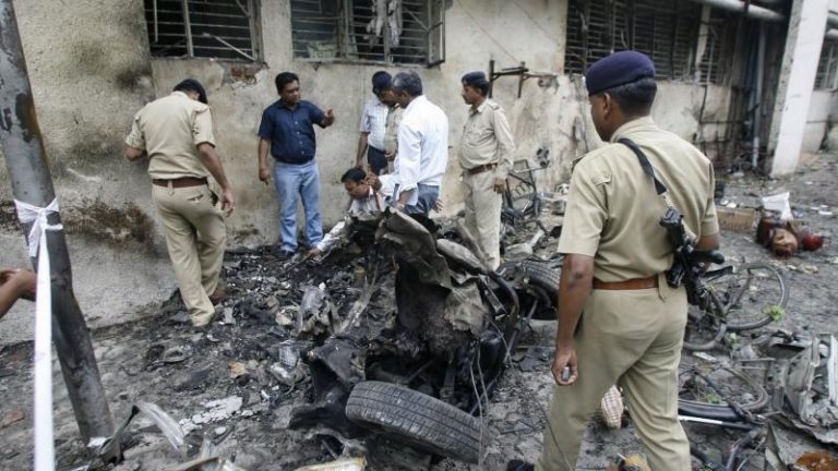‘मानव भक्षक तेंदुए…’: अहमदाबाद बम ब्लास्ट में कोर्ट की सख्त टिप्पणी – ये महिलाओं-बच्चों सबको खाते हैं, ‘सज़ा-ए-मौत’ ज़रूरी