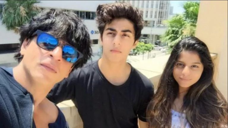 वेब सीरीज और फिल्म लिख रहे हैं SRK के बेटे आर्यन खान, बॉलीवुड में जल्द लेंगे एंट्री: बहन सुहाना कर रहीं अभिनेत्री बनने की तैयारी