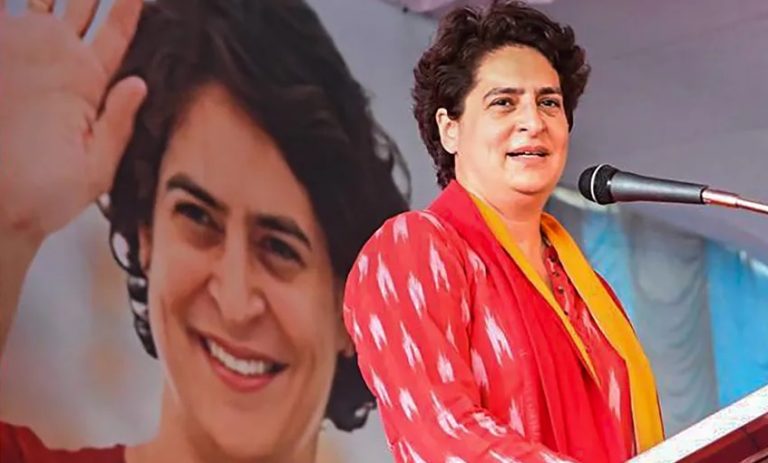 ‘यूपी-बि​हार के भइयों’ से प्रियंका गाँधी ने माँगी माफी, कॉन्ग्रेस ऑफिस में लगवाया बोर्ड – ‘एक बिहारी, 100 पर भारी’