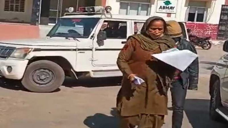 राजस्थान में असम की महिला को बुला कर किया गैंगरेप, हाथ बाँध कर दूसरी मंजिल से फेंका: 4 आरोपितों में एक सरकारी शिक्षक भी