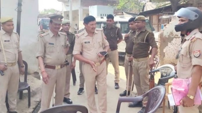 बदायूँ से 30 हिंदू परिवारों का पलायन
