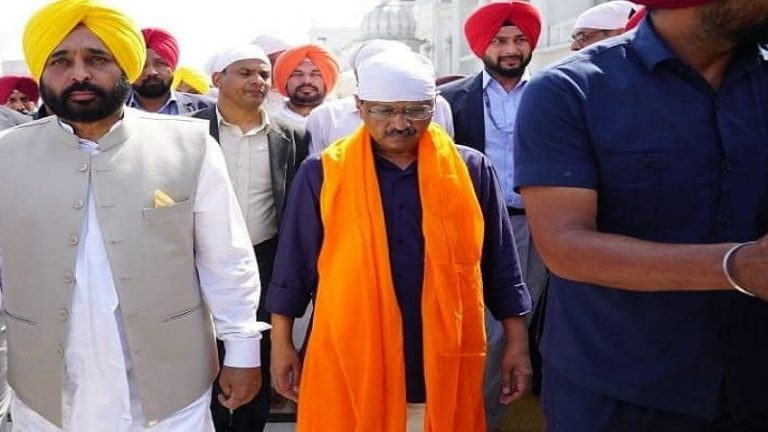 पंजाब भगवंत मान शपथग्रहण: सरकार बनने से पहले ही विज्ञापन पर ₹85 लाख खर्च, पार्किंग के लिए हटाई गई किसानों की 40 एकड़ फसल