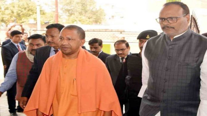 योगी आदित्यनाथ और ब्रजेश पाठक