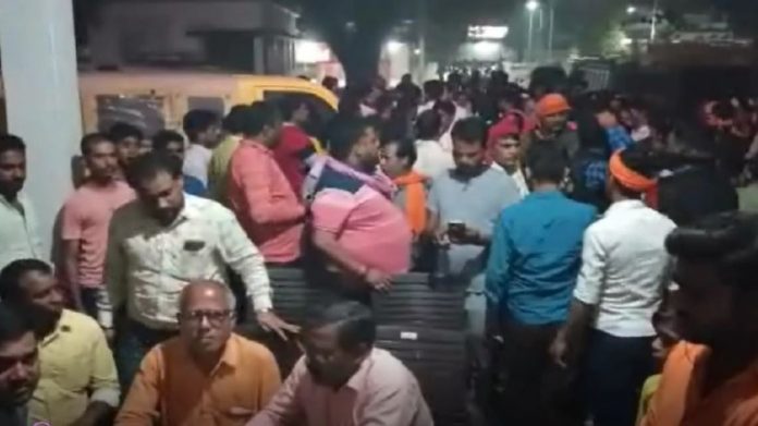 सपा मनोज डब्लू मारपीट