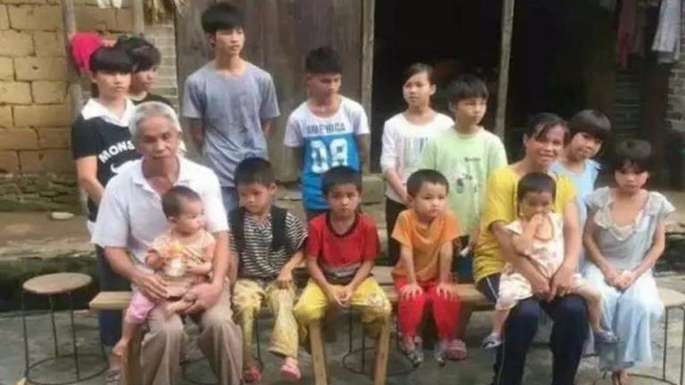 जब चीन में थी वन चाइल्ड पॉलिसी, तभी एक ‘अविवाहित दंपती’ ने कर लिए 15 बच्चे (4 लड़के+11 लड़की); खुलासे के बाद 11 अफसरों को सजा