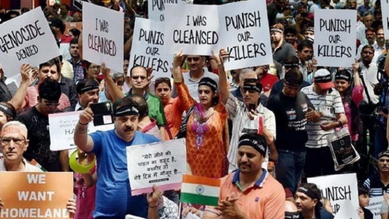हमारा घर जला दिया, अब उस पर टेम्पो चलते हैं: 30 साल बाद भी वही ‘डर’, कहा- द कश्मीर फाइल्स देखने की नहीं हो रही हिम्मत