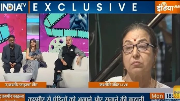 कश्मीरी हिंदू एक-एक कर अपने साथ हुई बर्बरता को बयाँ कर रहे हैं