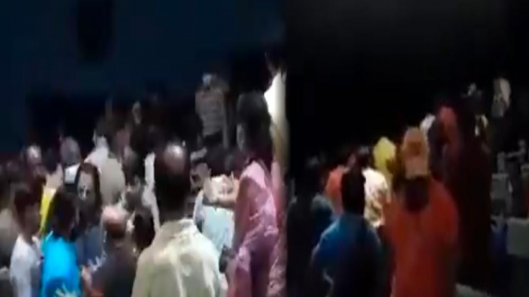‘कोलकाता के थिएटर में मुस्लिमों ने किया हंगामा, 15 मिनट तक रूकी द कश्मीर फाइल्स की स्क्रीनिंग’: जानिए क्या है वायरल वीडियो की सच्चाई